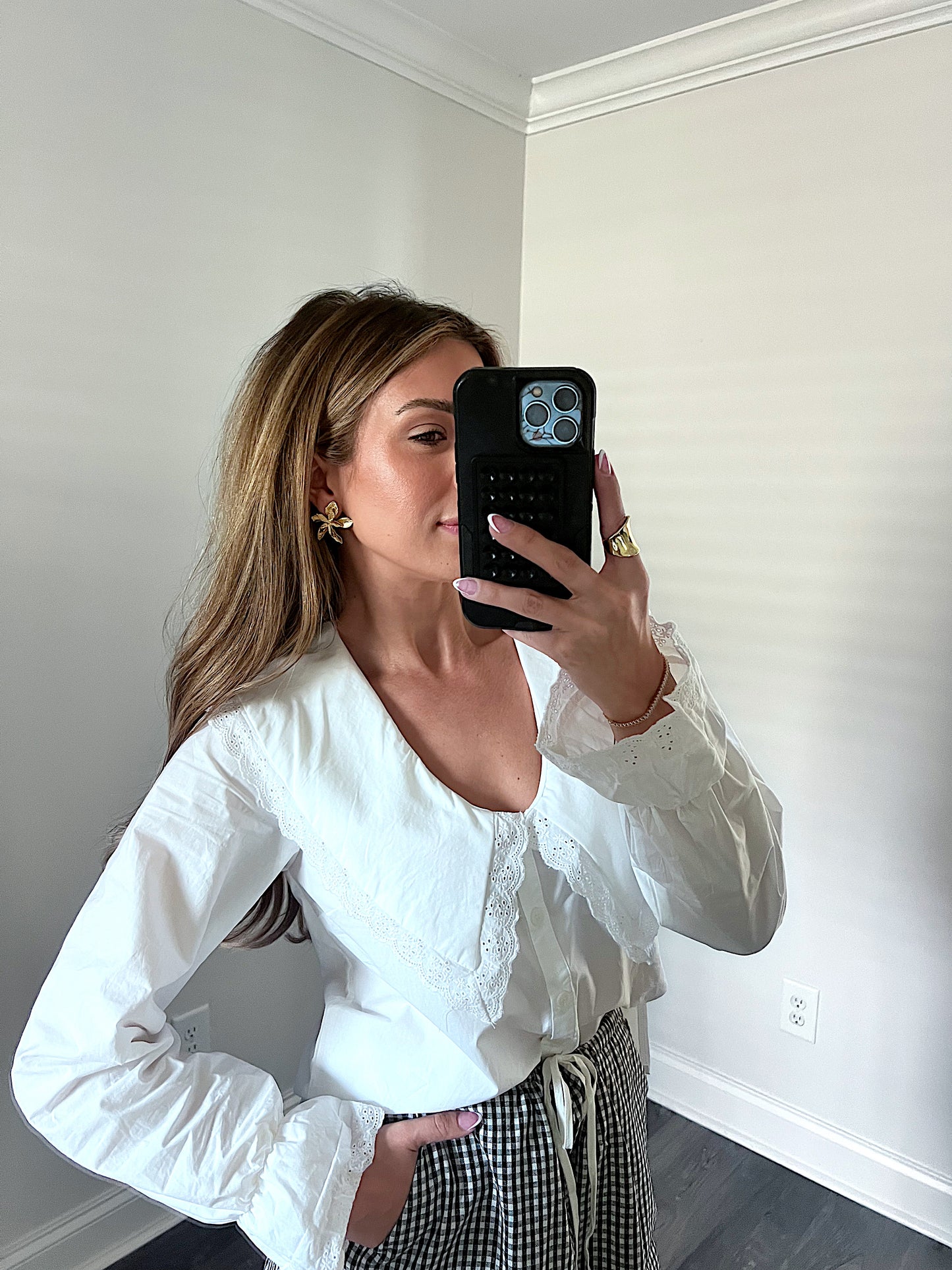 Oversized bib collar blouse