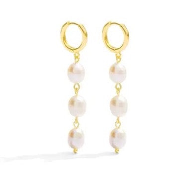 Pearl drop earrings