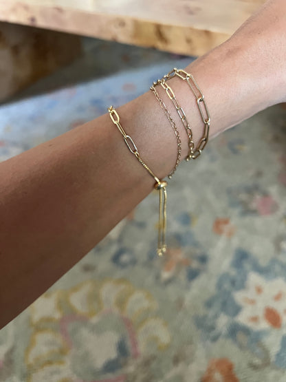 Dainty adjustable chain bracelet