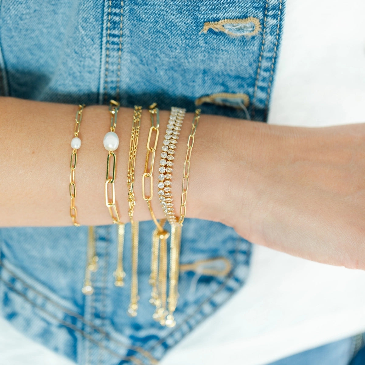 Dainty adjustable chain bracelet